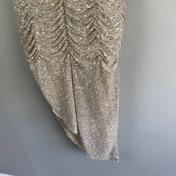 NWT Cinderella Platinum Sequin Dress Size XL - Picture 10 of 16